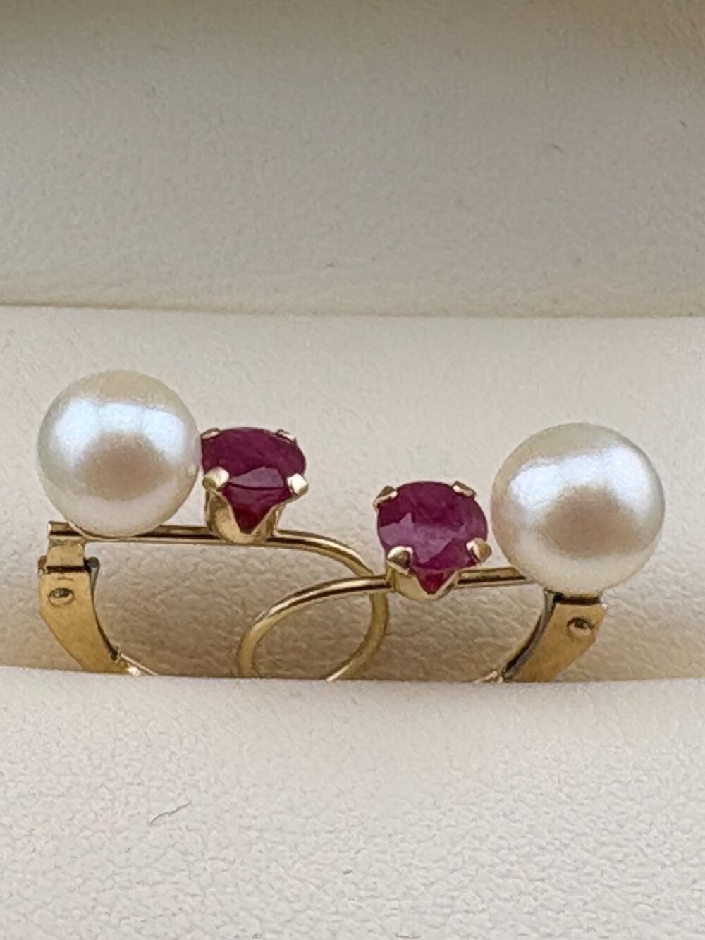 14k Gold 6.3 mm Pearl 0.5 Ct Ruby Leverback Earrings 1.6gm Registered Jeweler